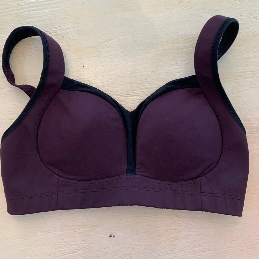Lululemon TaTa Tamer Bra